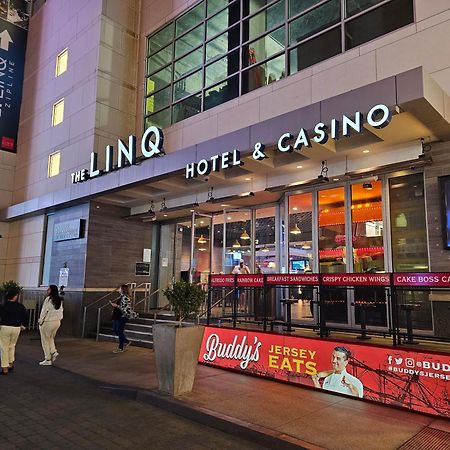 Coolest Bar Hoping Linq Casino Hotel Strip 라스베이거스 외부 사진