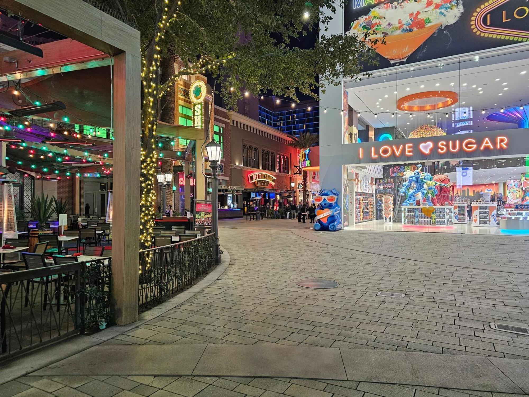 Coolest Bar Hoping Linq Casino Hotel Strip 라스베이거스 외부 사진
